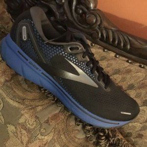 Size 12 - Brooks Ghost 14 2E Wide Black Blue men’s sneakers